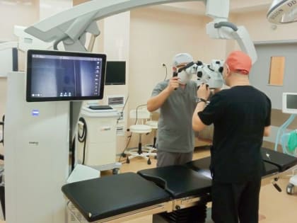 В орловскую больницу им. Н.А.Семашко поступил операционный микроскоп стоимостью более 43 млн рублей