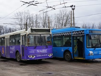 Уволилась главбух, которая вела «тройную» бухгалтерию в ТТП Орла