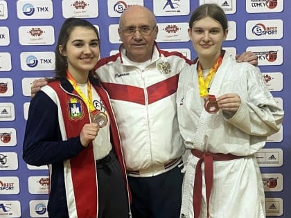 Орловские каратисты завоевали 4 медали на Всероссийских соревнованиях