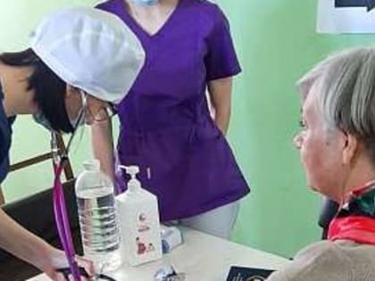 В Орловской области в поликлинике дежурят студенты