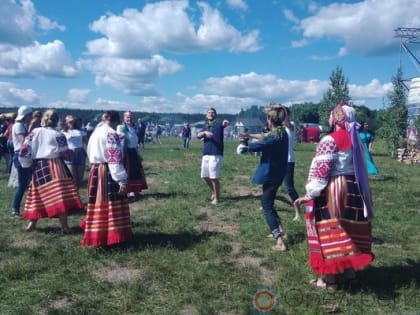 В Хотынецком районе проходит яркий open air «Этнолето»