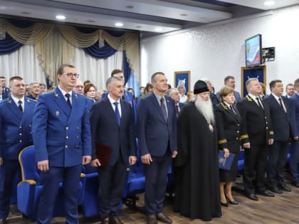 Митрополит Тихон поздравил работников прокуратуры с профессиональным праздником