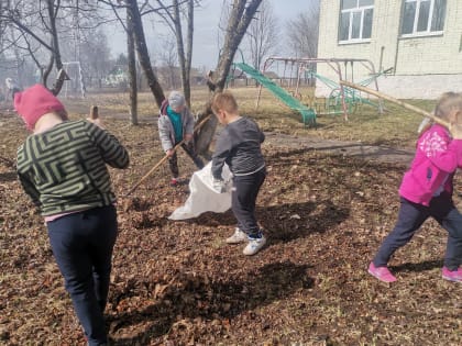 13 апреля в Ждимирской  школе прошёл весенний субботник