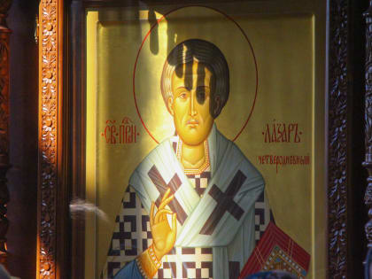В Лазареву субботу Архипастырь служил в Свято-Успенском монастыре