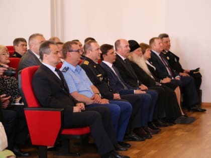 Митрополит Тихон поздравил руководство и сотрудников регионального Центра специальной связи и информации ФСО России с 85-летием ведомства