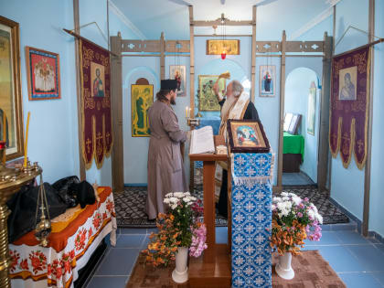 В Урицком районе освятили храм-часовню