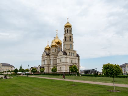 Три Архипастыря совершили богослужение в Вятском Посаде в канун дня памяти преподобного Нила Сорского