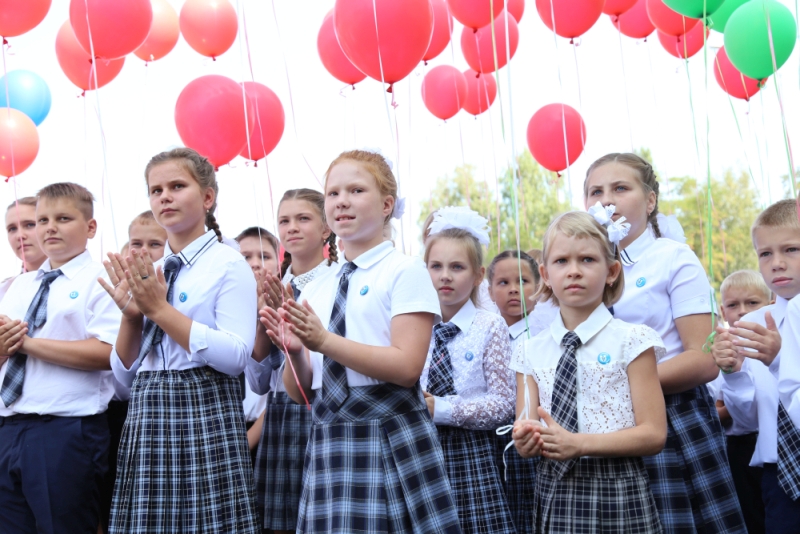 Сайт единая школа. Гимназия города Ливны Орловской области. Школы города Ливны гимназия. Форма гимназия Ливны. Гимназия 7 Ливны.