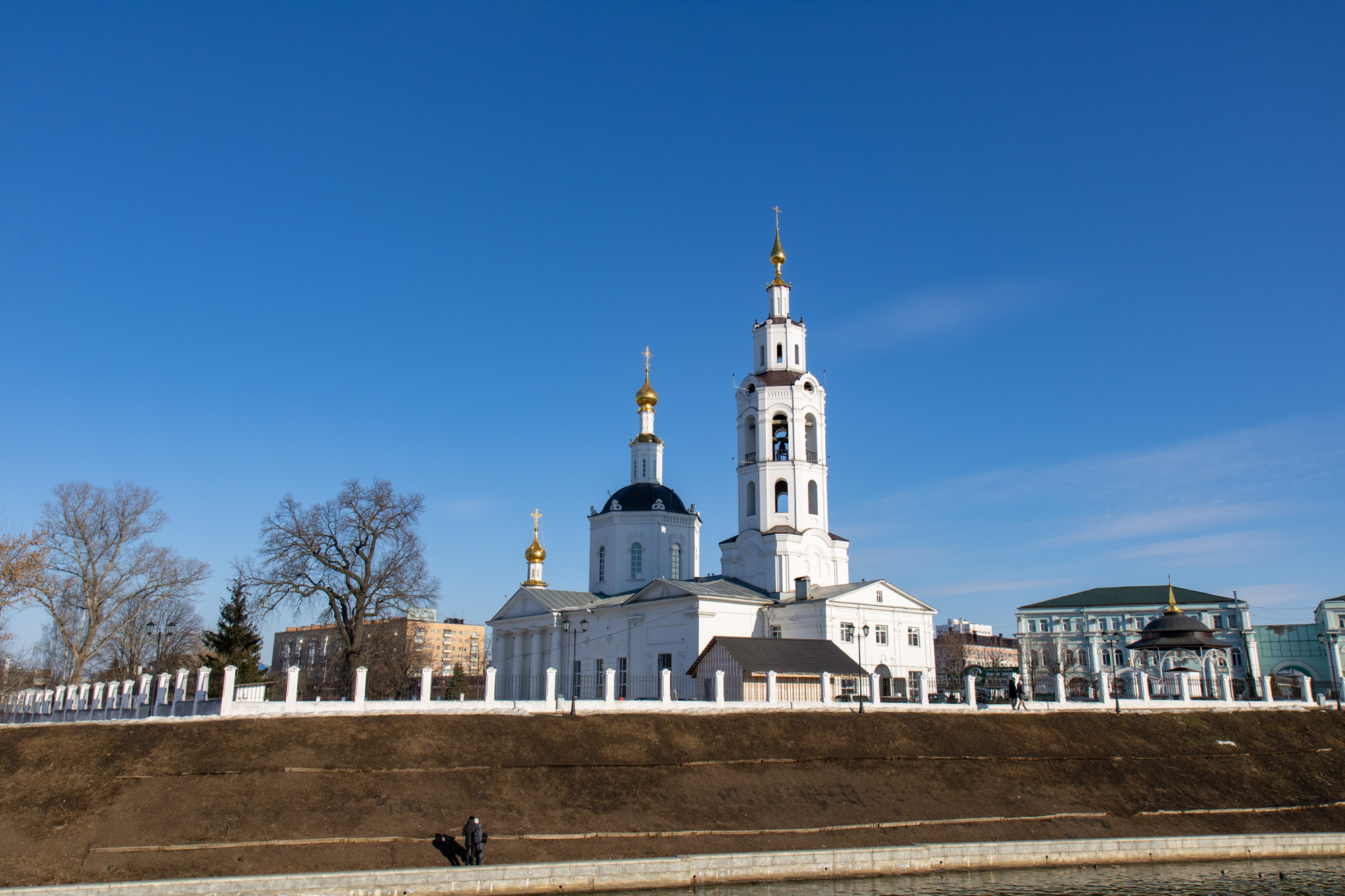 город орел 2022. 5 августа день города орла. город орел 2022. центральная елка орёл 2022. город орел 2022.