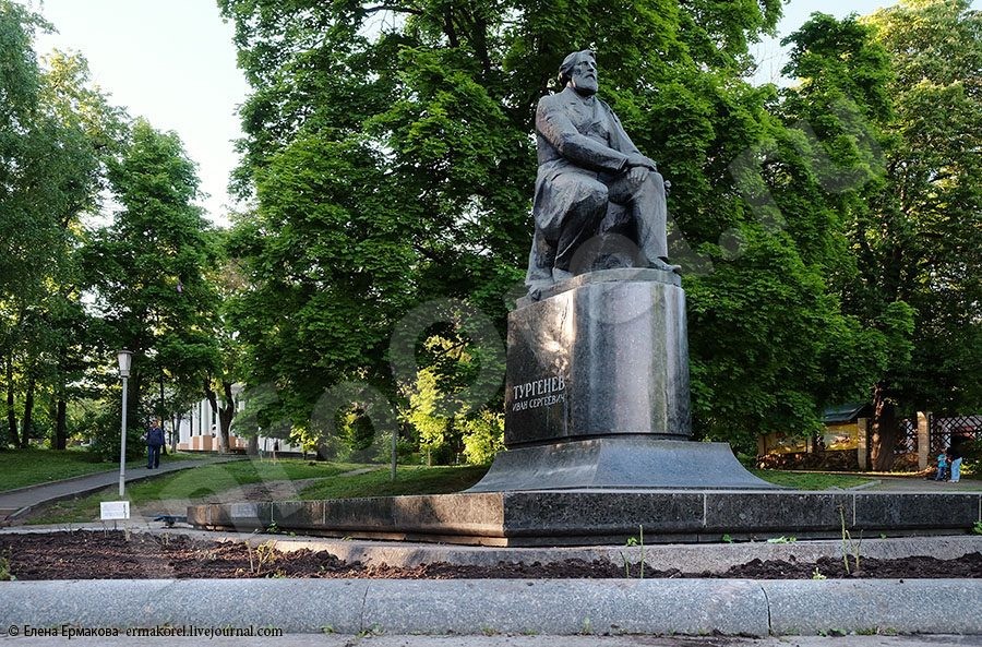 Тургенева орел. Памятник Тургенева Орел. Памятник Тургеневу в Орле Тургеневу.