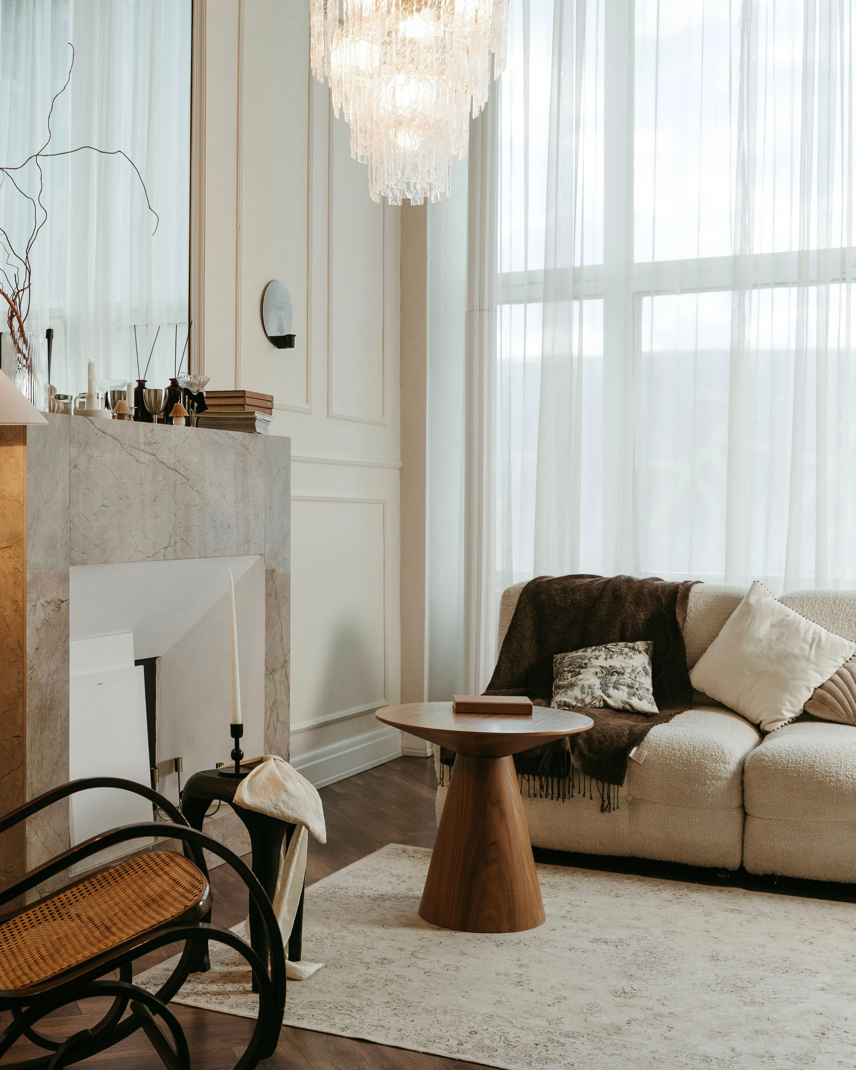 The Architecture of Quiet Burnout: Why visually beautiful lives still feel exhausting