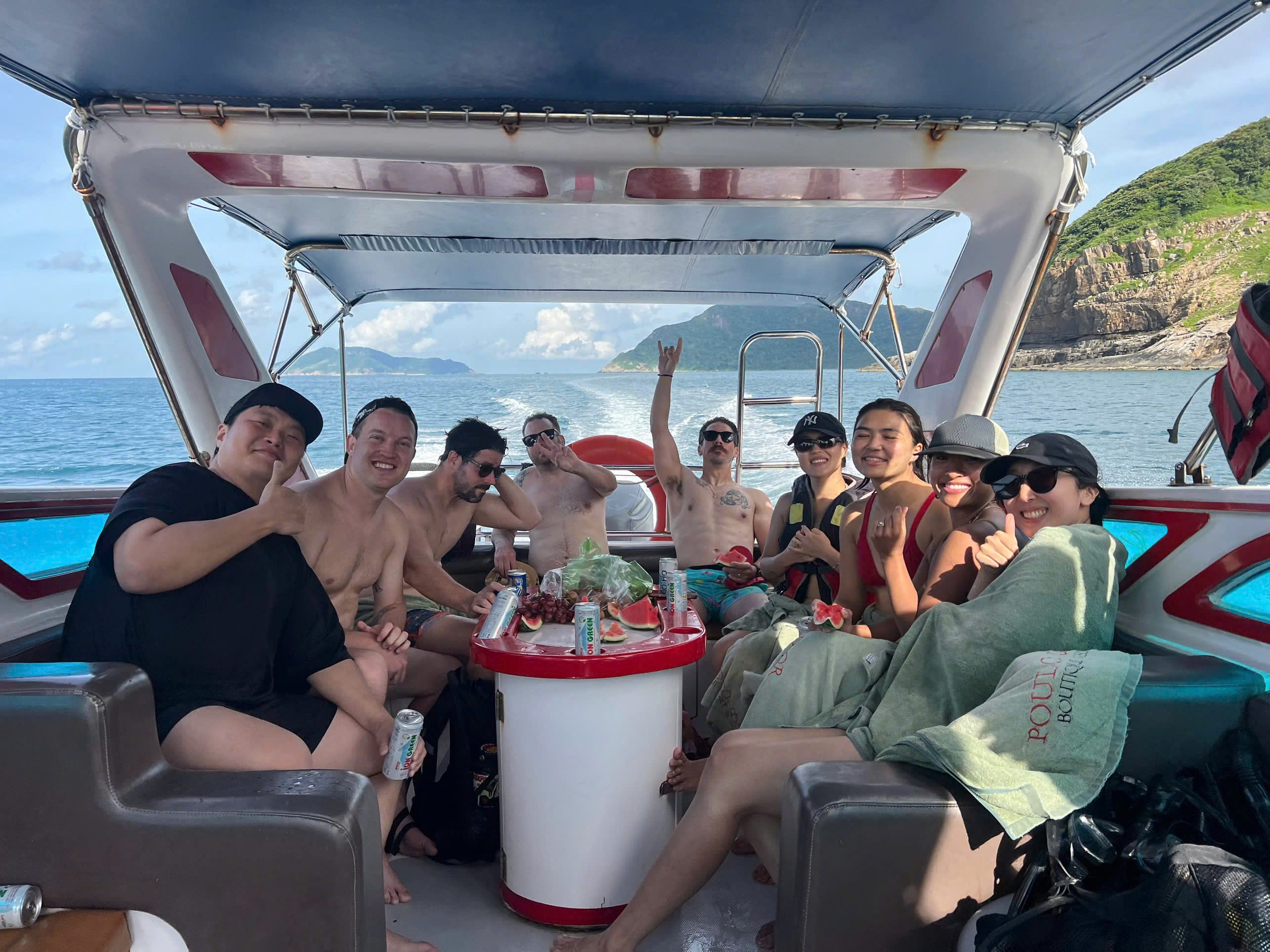 TOUR 3 ĐẢO CÔN ĐẢO | HÒN TRỨNG – HÒN CAU – VỊNH ĐẦM TRE ảnh 4