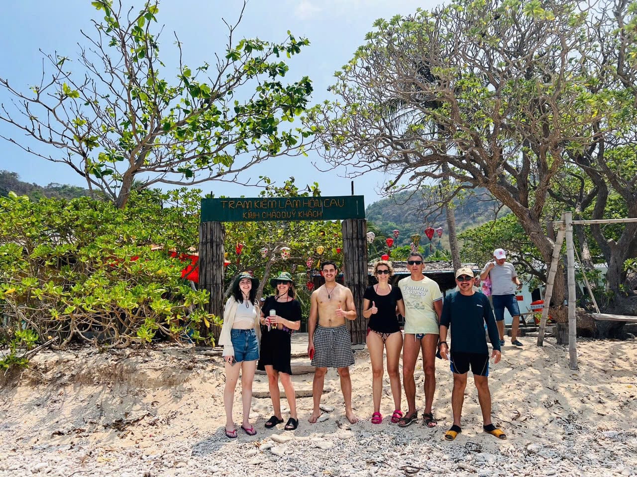 TOUR 3 ĐẢO CÔN ĐẢO | HÒN TRỨNG – HÒN CAU – VỊNH ĐẦM TRE ảnh 5