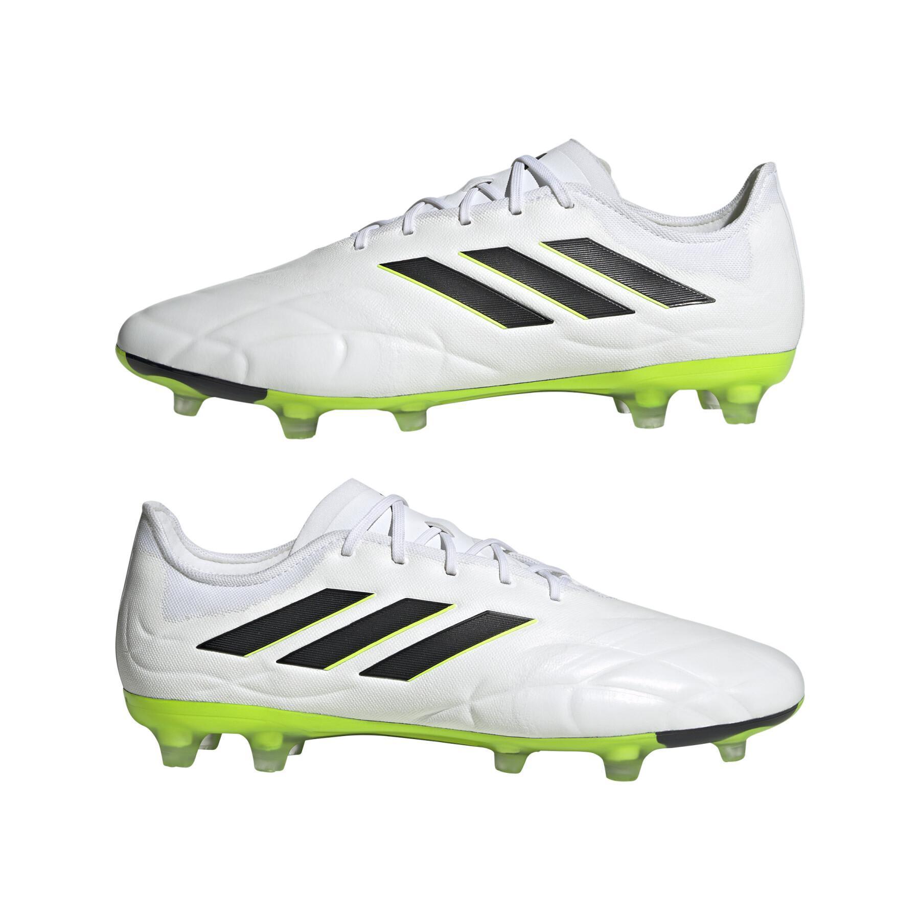 Copa Pure 2 FG  4