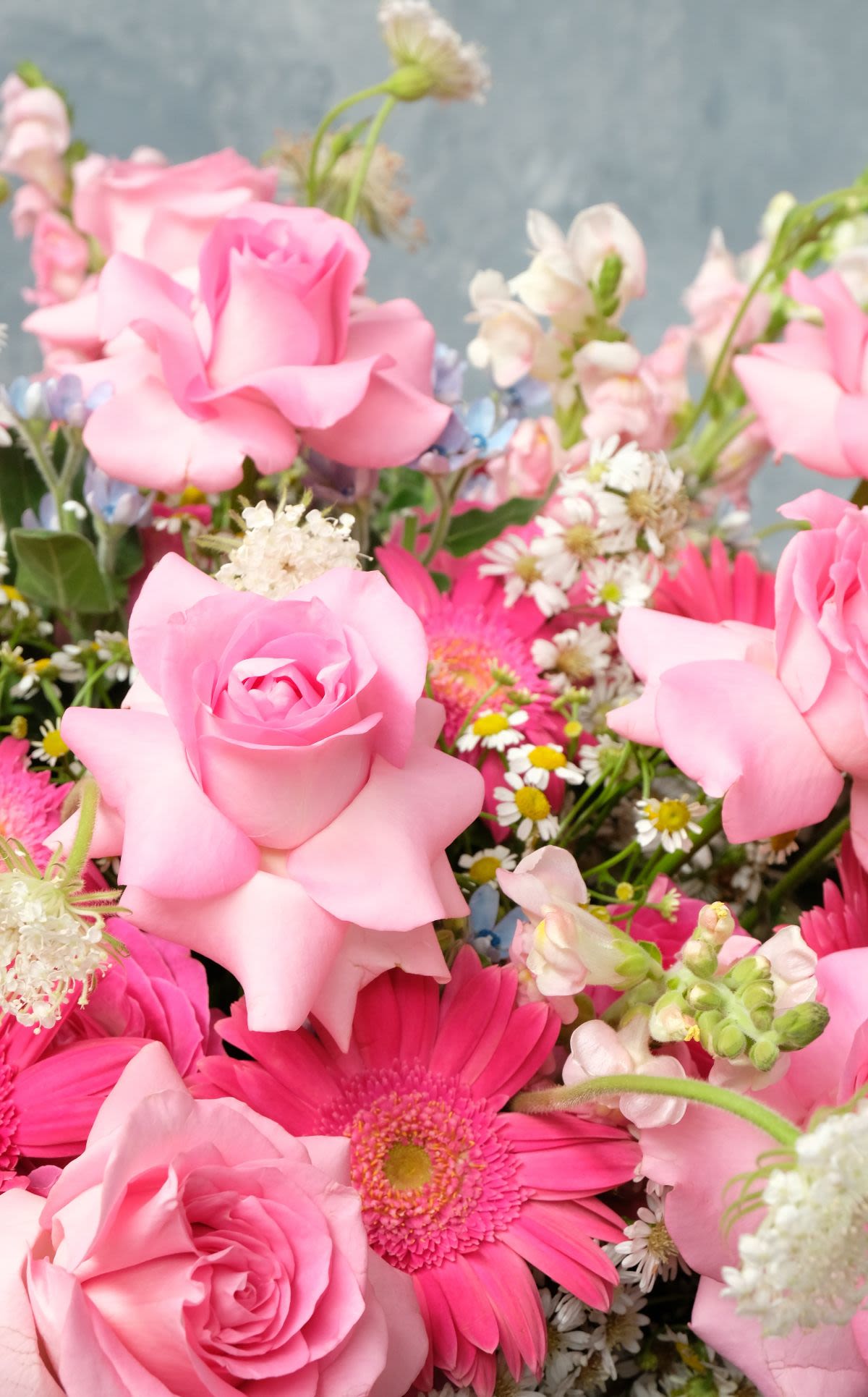 Flowing Rose Garden - Thumbnail 3 - fresh