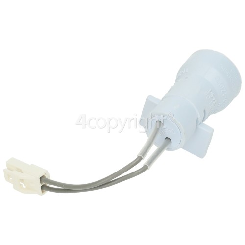 Lec Light Bulb Holder HM1048