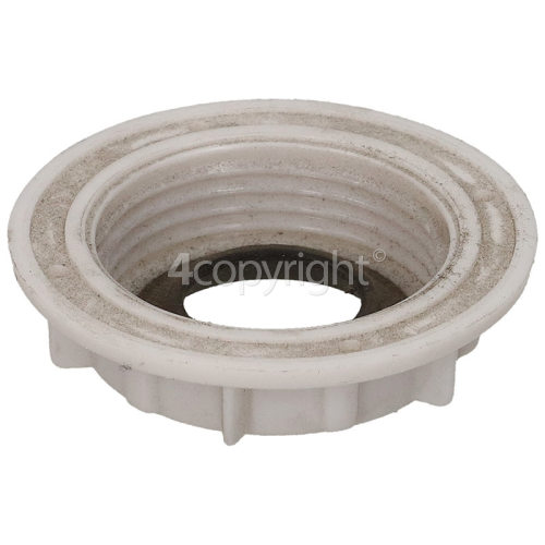 External Pipe Nut