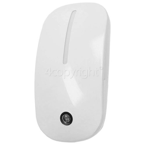 Lyvia Dusk Till Dawn LED Sensor Night Light
