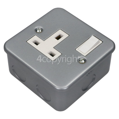 Wellco Metalclad Single Switched Socket