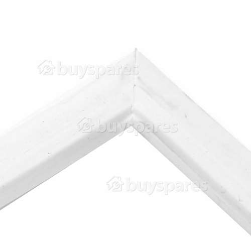 Hotpoint FF175BP Fridge Door Seal White BuySpares