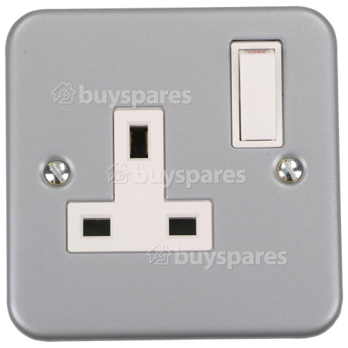 Wellco Metalclad Single Switched Socket BuySpares