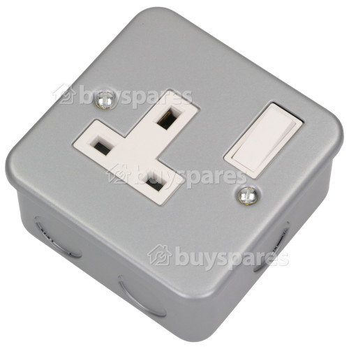 Wellco Metalclad Single Switched Socket BuySpares