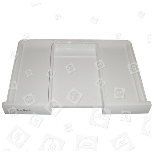 Ice Cube Tray / Diffusion / Opaque Akai