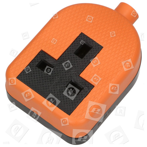 13A Single Trailing Socket Rubberised - Orange Wellco