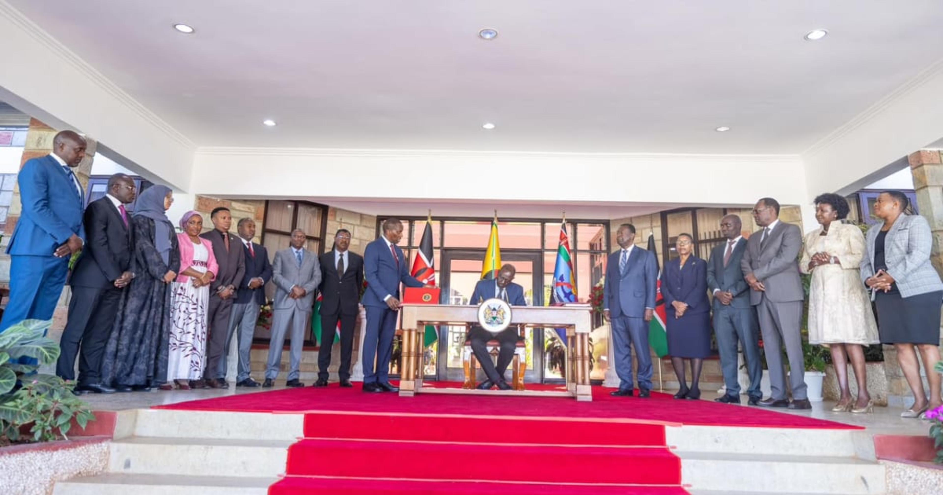 Ruto Assents to Tax Laws Amendment, Extends Fuel VAT Cut