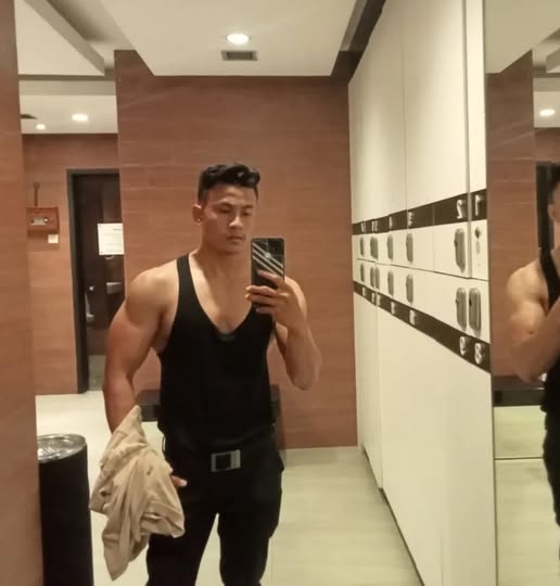 The Ideal Balance of Strength and Kindness in a Man — Gallery image 9