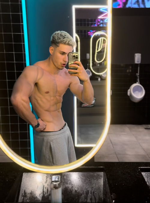 Tommy Krymer Simbol Maskulinitas