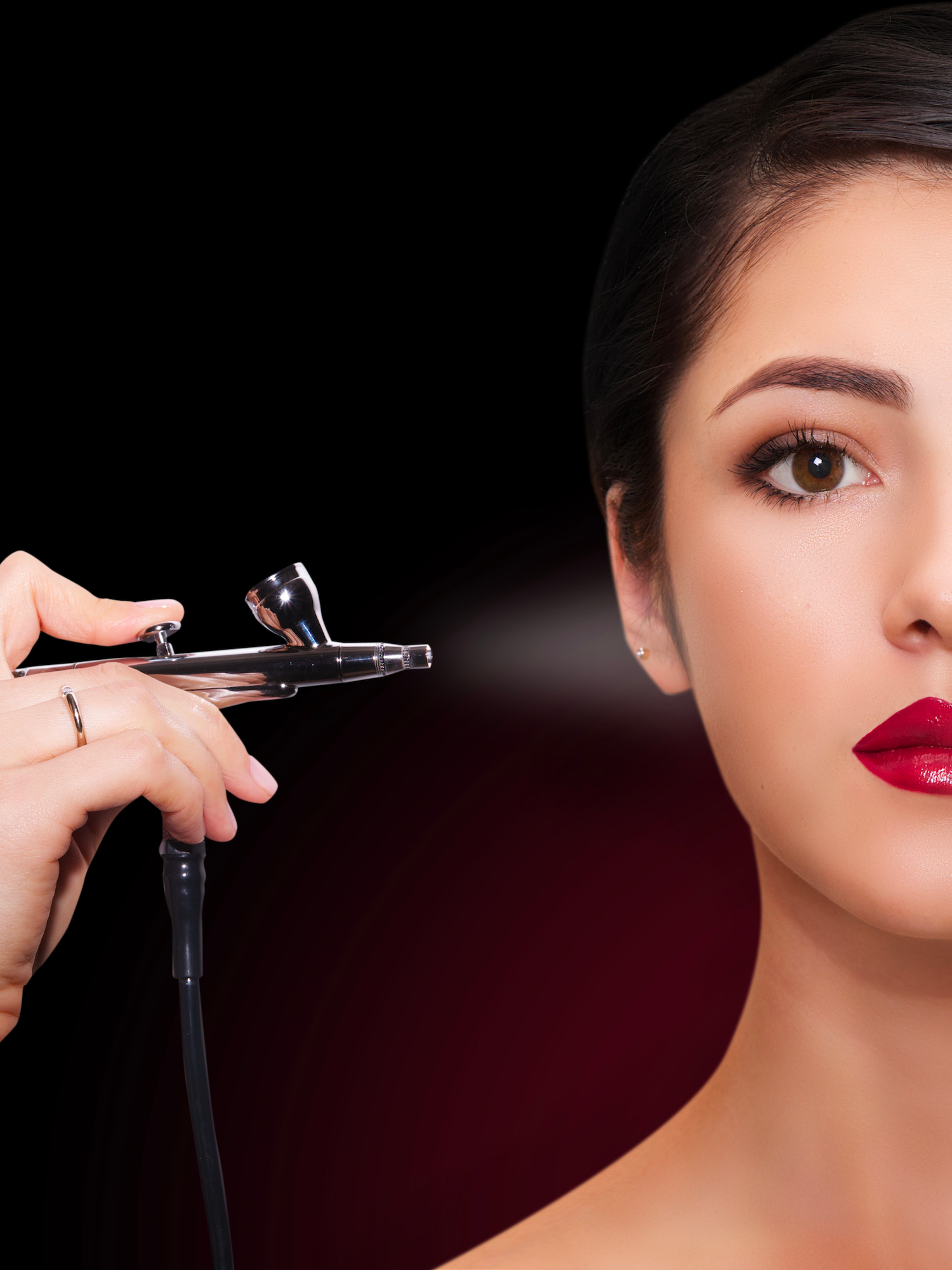 Exclusive] Airbrush Techniques for Professional HD Makeup