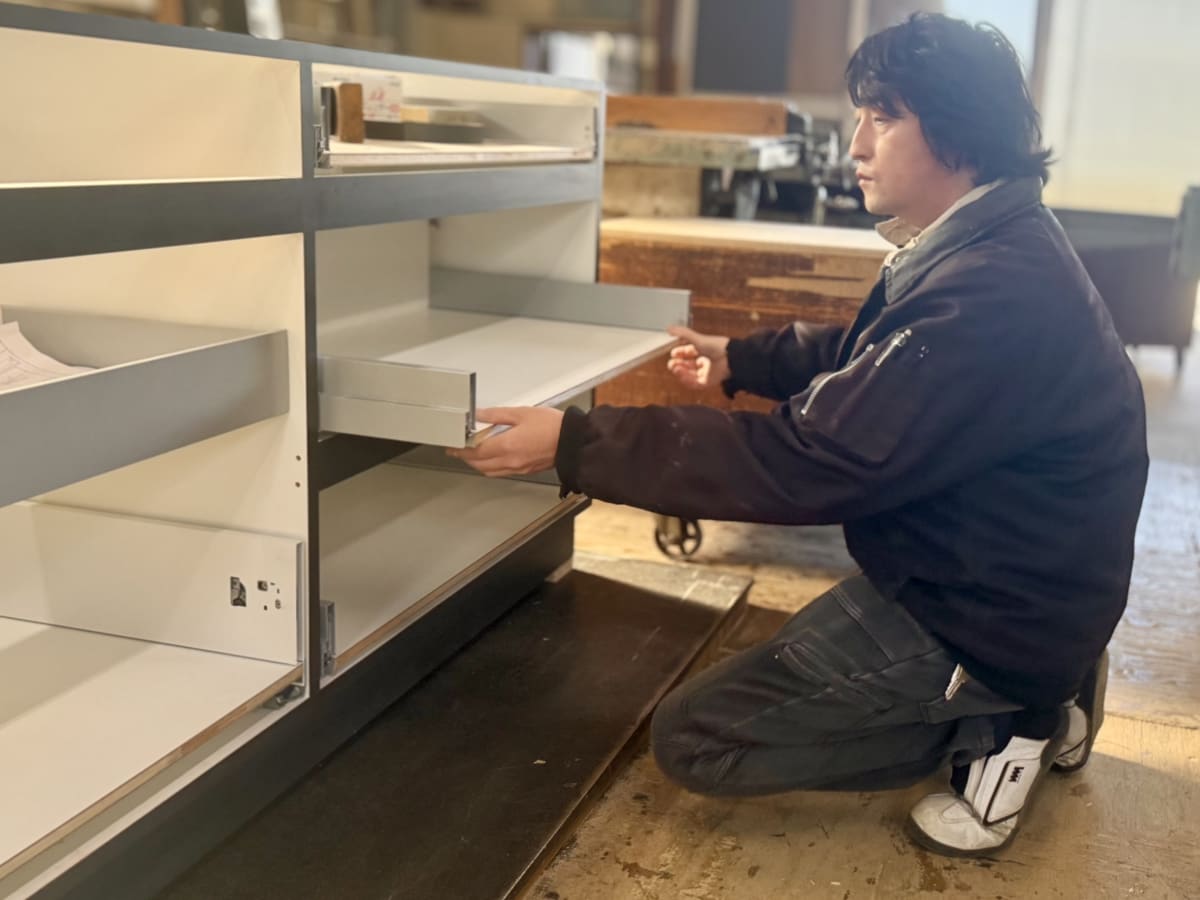 製品の調整 - 引き出し収納の検品