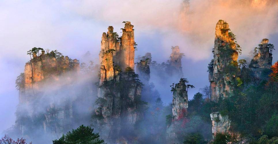 2-Day Highlights of Zhangjiajie: Glass Skywalk, Scenic Cable Car Rides