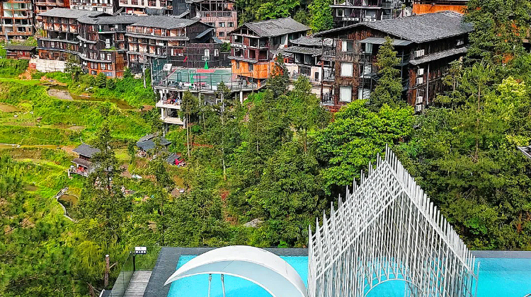 Embark on a 4-Day Private Custom Tour from Guizhou: Discover Zhaoxing Dong Village, Xijiang Qianhu Miao Village, and Mount Fanjing | Includes Jianhe Yangasha Square and Relaxing Hotspring Bath