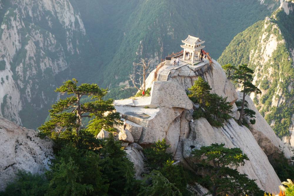 Discover the wonders of a 5-day private tour of Ancient Xi'an