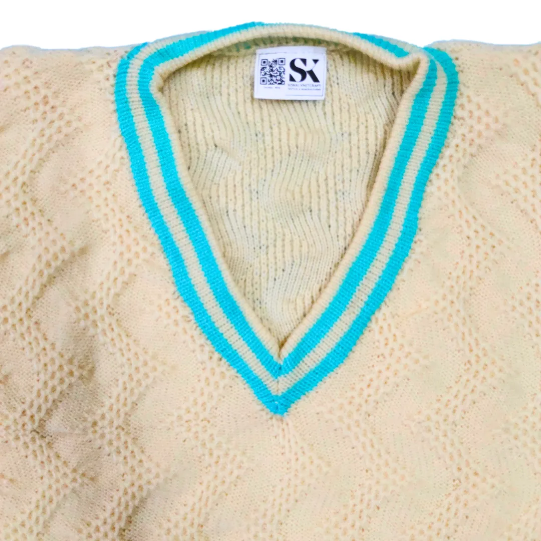 Off White and Sea Green Ripped V Neck Pullover Half Sleeve Cotton T-Shirt Pattern Wool Sweater for Men - View 6 of 8 - Premium wool sweater