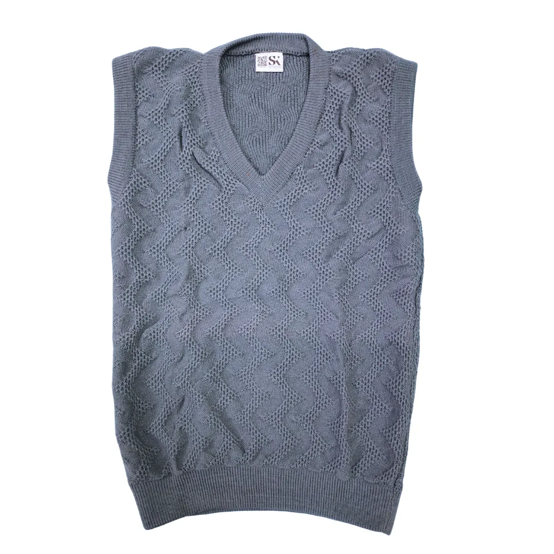 Solid Grey V-Neck Half Sleeve Vertical V Checkered Pattern Cotton Wool Sweater for Men - View 5 of 8 - Premium wool sweater