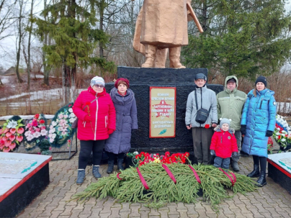 Митинг в честь 80-летия освобождения Дедовичского района от немецко-фашистских захватчиков