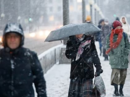 Какие болезни обостряются в холодную погоду, рассказал врач