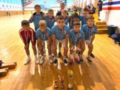 Юные великолукские футболисты стали серебряными призерами всероссийского турнира в Казани