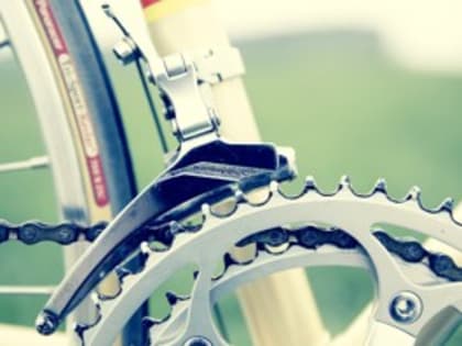 Ребенок получил серьезные травмы после наезда велосипедиста в Великих Луках