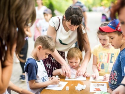 Книжный фестиваль в Великих Луках: «Всё начинается с семьи»
