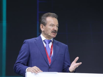 Михаил Сутягинский на «Иннопроме-2024» предложил оказывать меры господдержки предприятиям машиностроительной отрасли