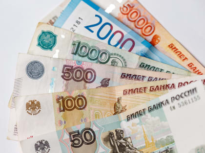 Зарплаты бюджетников проиндексировали на 13,2% с 1 января