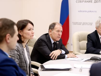 Расширение региональных полномочий в сфере обращения с ТКО обсудил бюджетный комитет Собрания