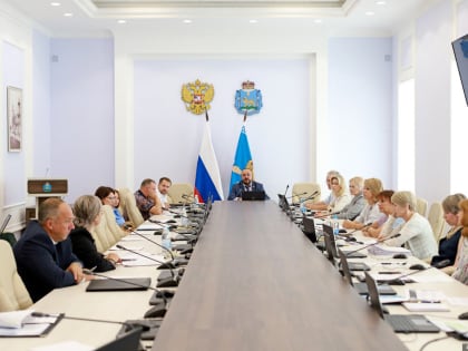 Кадровую проблему мировых судей обсудил законодательный комитет Собрания