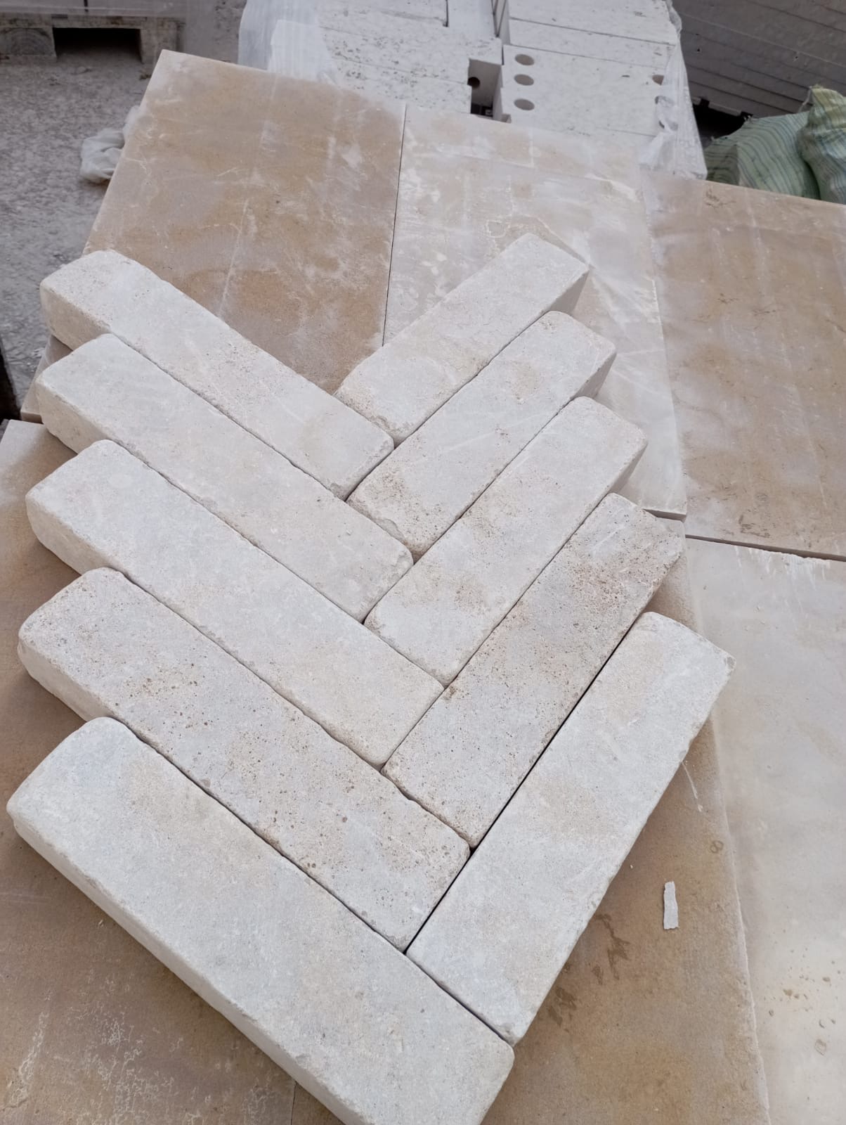 Pavé en Pierre Naturelle Taza Beige