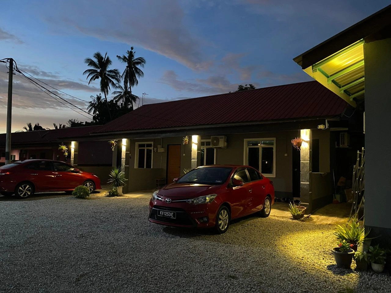 Kawasan Luar Laman Hanaz 9