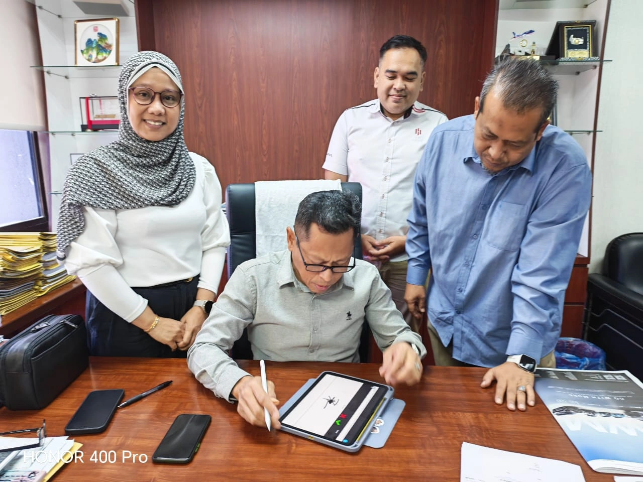 Aktiviti Anuar Ismail